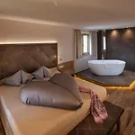 Romantik Im Weingut Eichenstein Шале