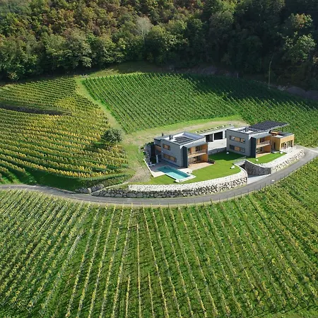 Romantik Im Weingut Eichenstein 샬레