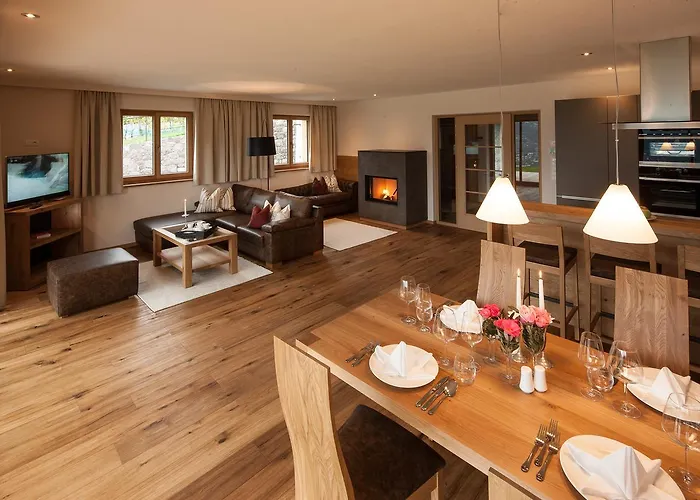 Romantik Im Weingut Eichenstein Dağ evi Merano