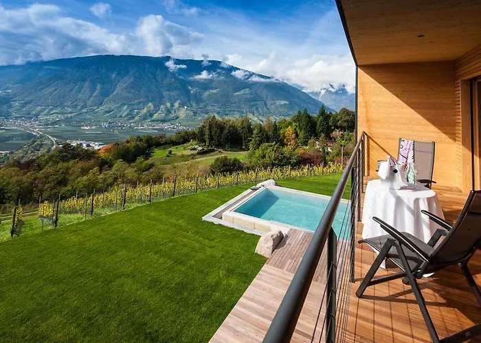 Chalet Romantik Im Weingut Eichenstein Merano