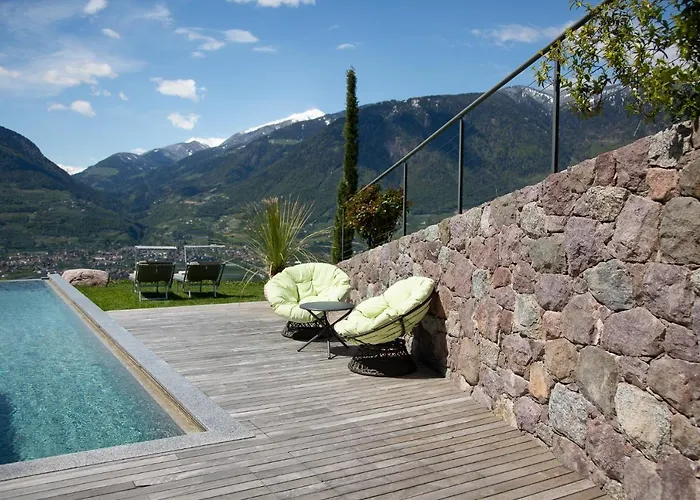 Chalet Romantik Im Weingut Eichenstein Merano